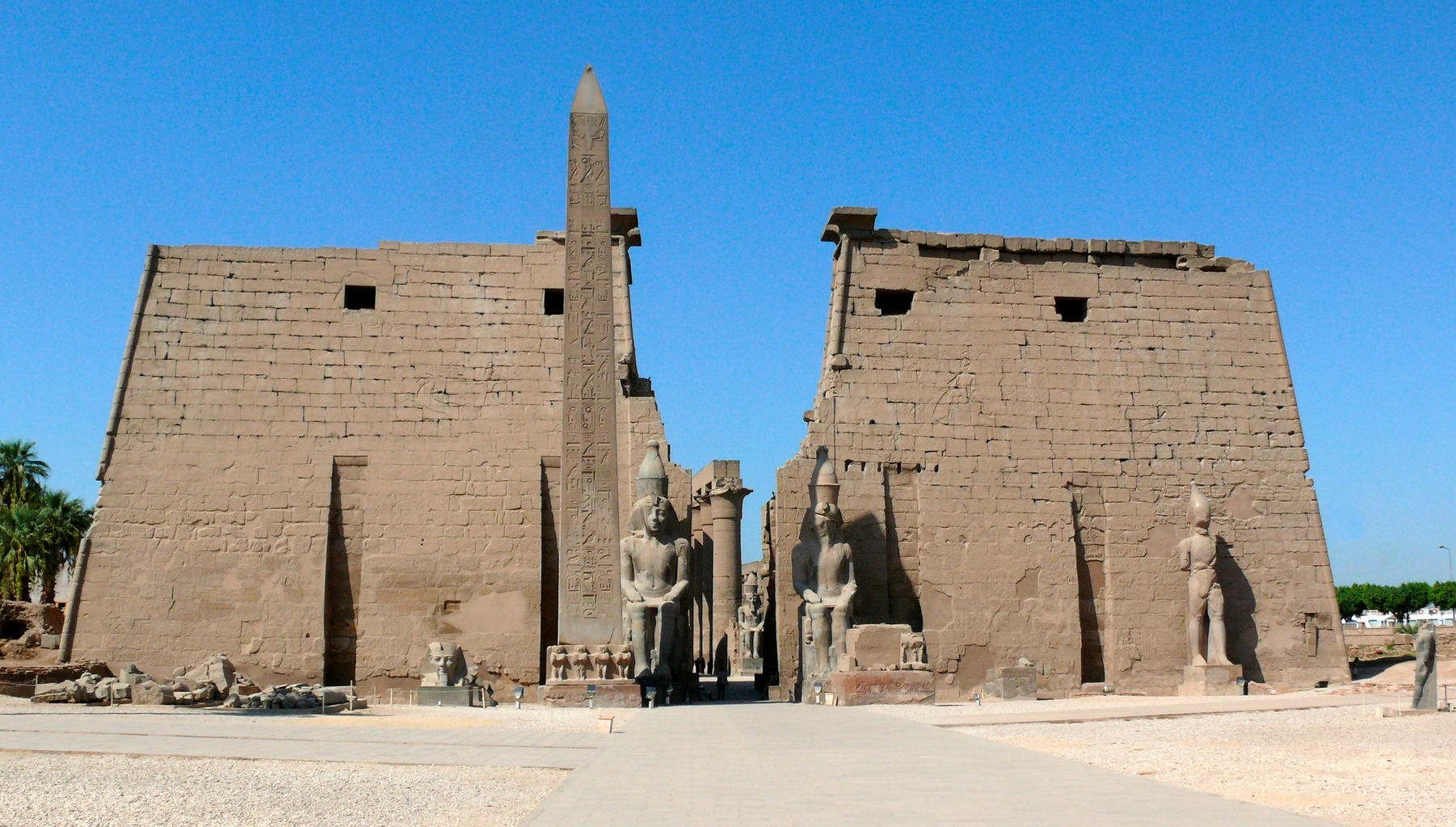 Luxor day tour with Nile cruise and lunch