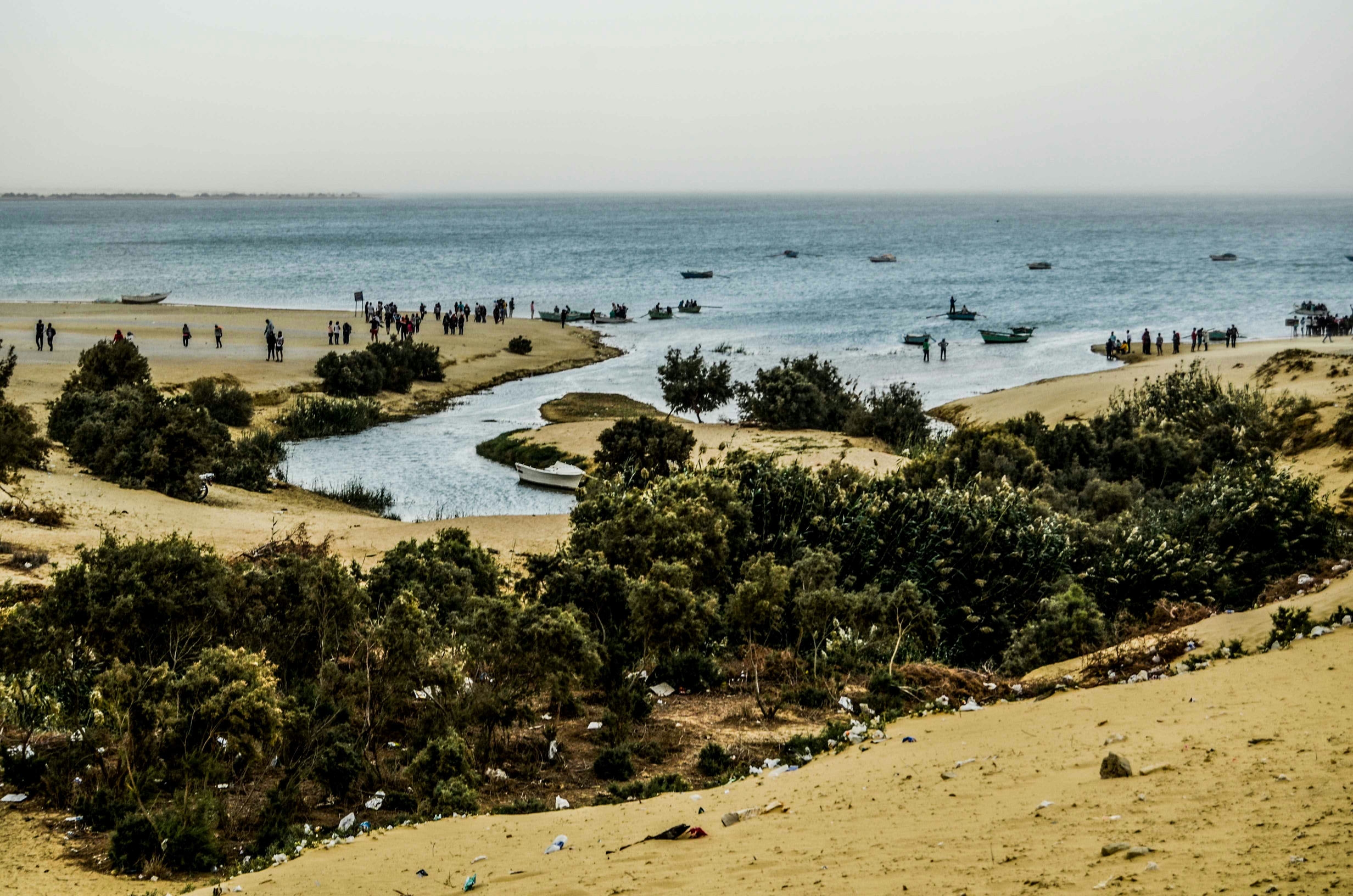 El- Fayoum Oasis and Wadi El Rayyan National Park plus Meidum Pyramid from Cairo