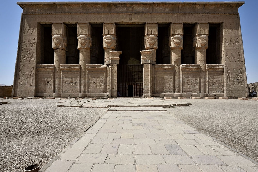 Tour of  Dendera Temple onboard Lotus Cruise with lunch from Luxor